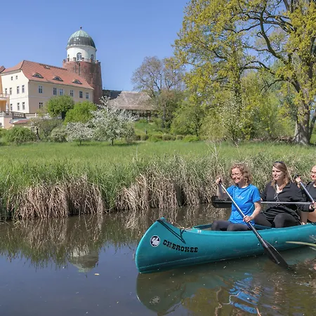 Ahead Burghotel Отель Lenzen