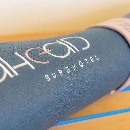 Ahead Burghotel Отель