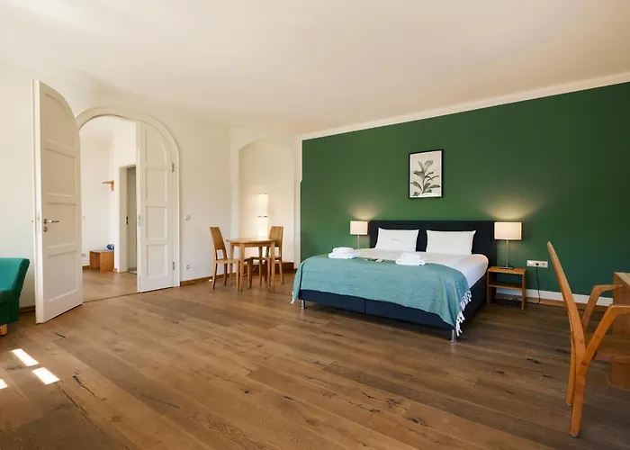 Ahead Burghotel فندق Lenzen